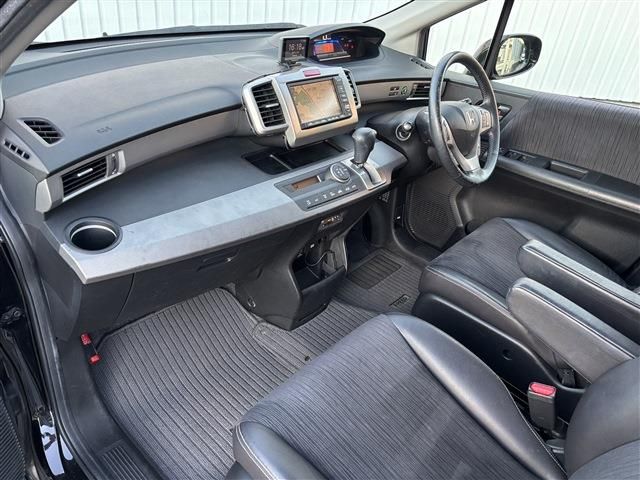 HONDA FREED HYBRID 2013