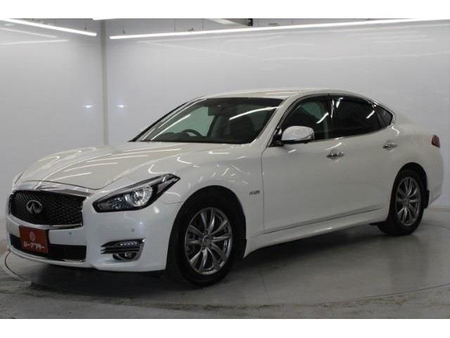 NISSAN FUGA HYBRID 2016