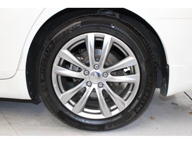 NISSAN FUGA HYBRID 2016