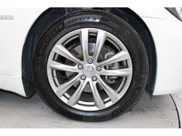 NISSAN FUGA HYBRID 2016