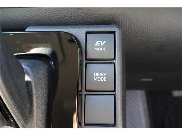 TOYOTA SIENTA HYBRID 2023