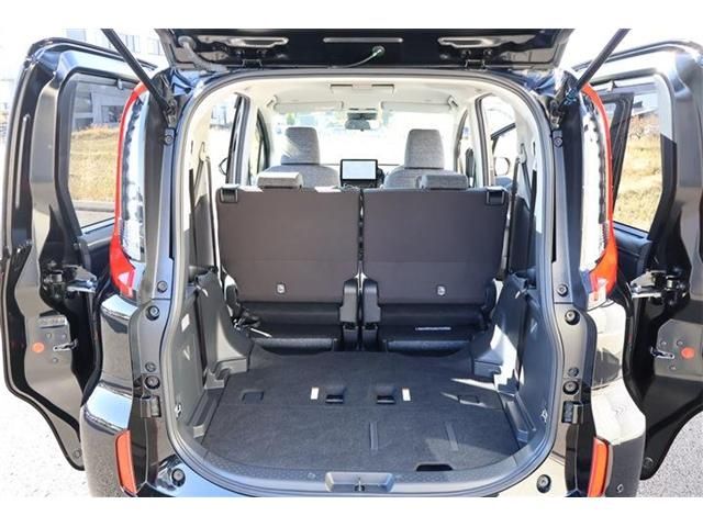 TOYOTA SIENTA HYBRID 2023