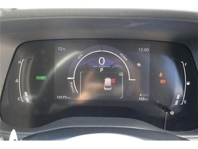 TOYOTA SIENTA HYBRID 2023