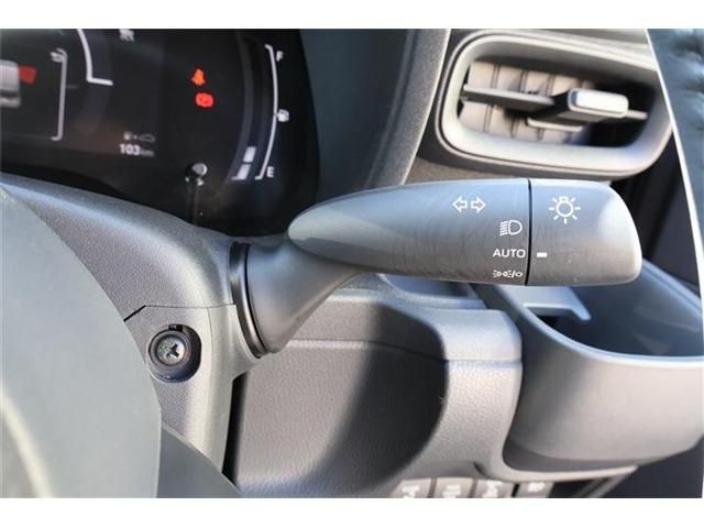 TOYOTA SIENTA HYBRID 2023