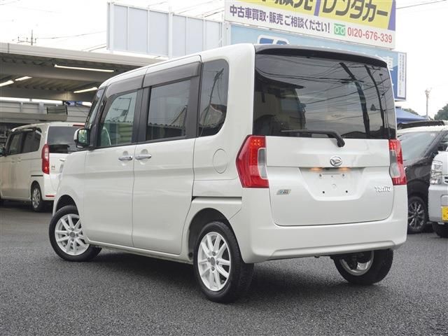 DAIHATSU TANTO 2014