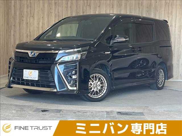 TOYOTA VOXY HYBRID 2017