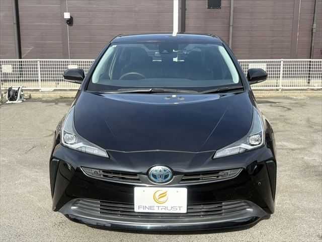 TOYOTA PRIUS 2019