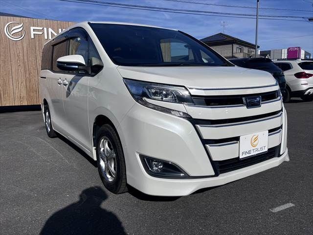 TOYOTA NOAH 2018