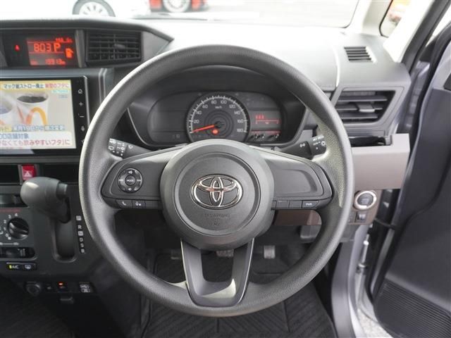 TOYOTA ROOMY 2023