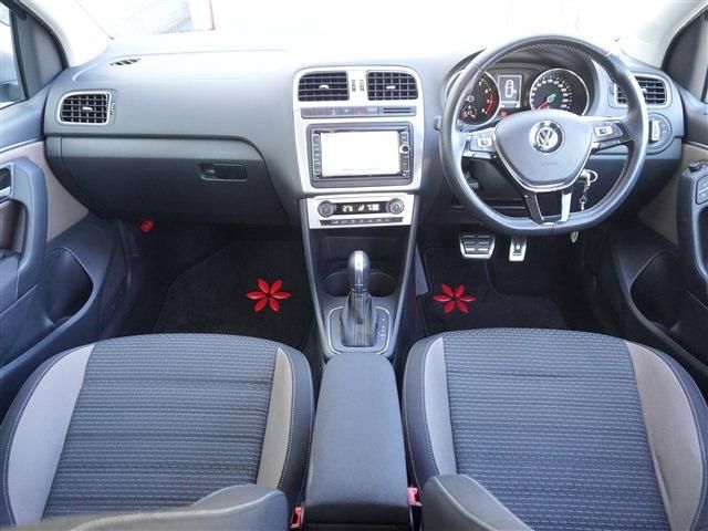 VOLKSWAGEN VOLKSWAGEN CROSS POLO 2017