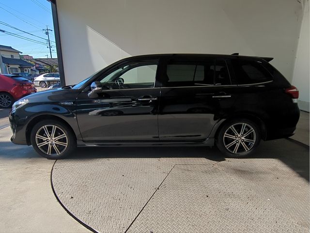 TOYOTA COROLLA FIELDER HYBRID 2015