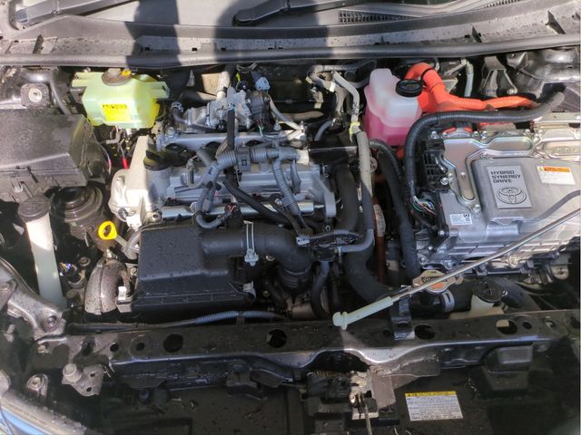 TOYOTA COROLLA FIELDER HYBRID 2015