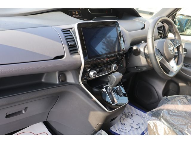 NISSAN SERENA  S-HYBRID 2020