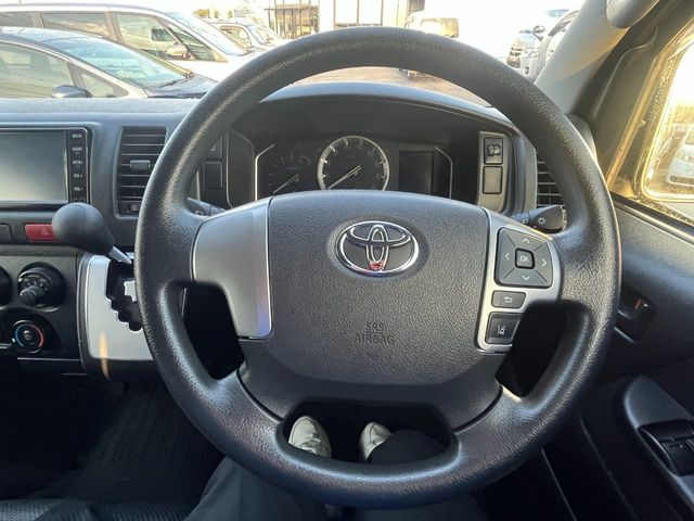 TOYOTA HIACE van 1.25t 2WD 2020