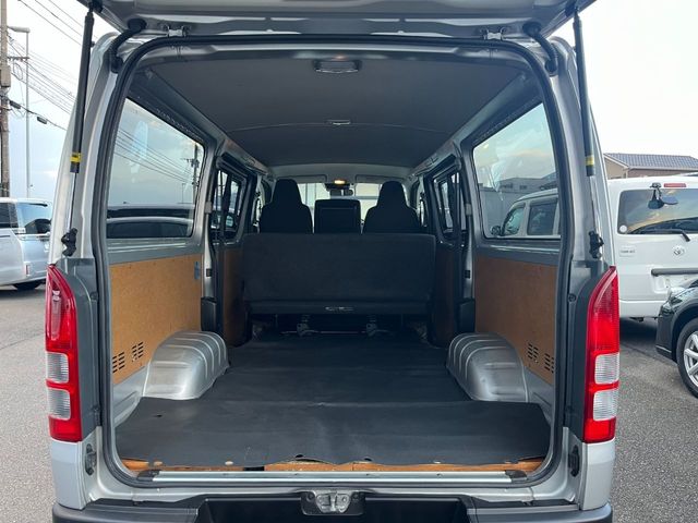 TOYOTA HIACE van 1.25t 2WD 2020