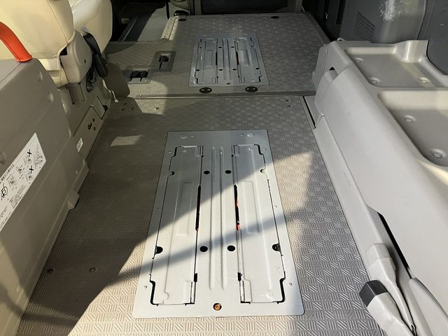 NISSAN NV350 CARAVAN 4WD 2020