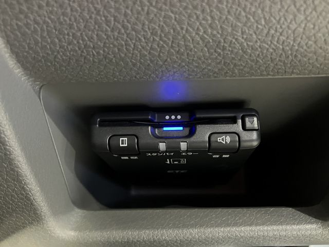 NISSAN NV350 CARAVAN 4WD 2020