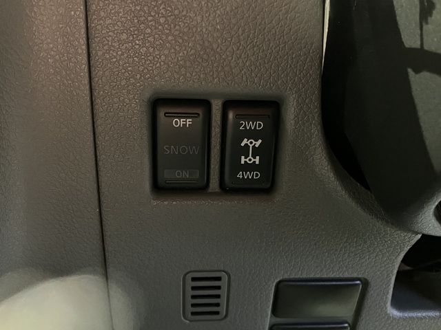 NISSAN NV350 CARAVAN 4WD 2020