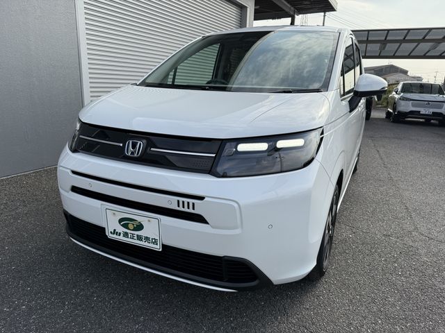 HONDA FREED e:HEV 2025