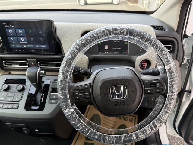 HONDA FREED e:HEV 2025