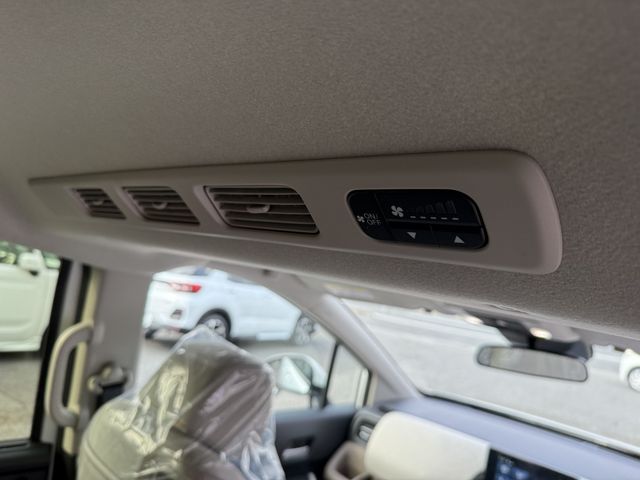 HONDA FREED e:HEV 2025