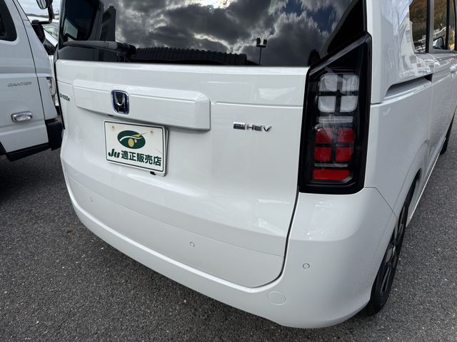 HONDA FREED e:HEV 2025