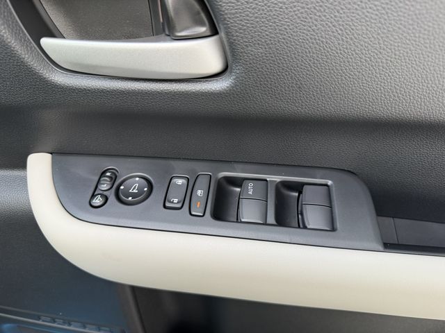 HONDA FREED e:HEV 2025