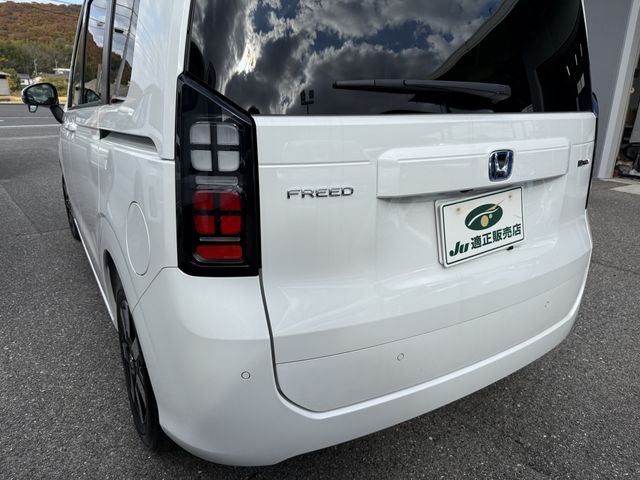 HONDA FREED e:HEV 2025