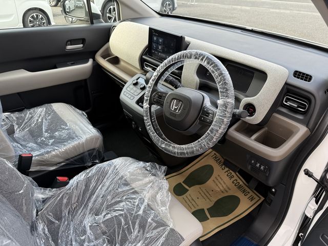 HONDA FREED e:HEV 2025