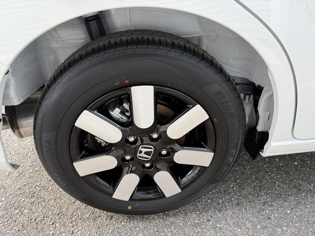 HONDA FREED e:HEV 2025