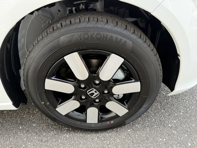 HONDA FREED e:HEV 2025