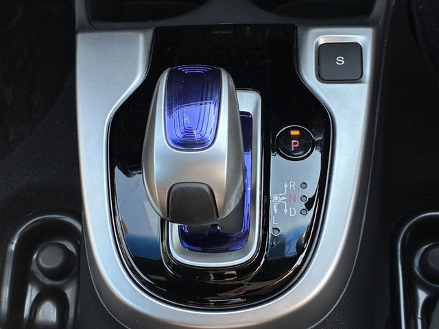 HONDA FIT HYBRID 2015