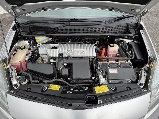 TOYOTA PRIUS PHV 2013