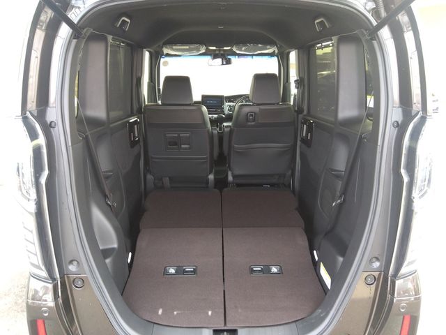 HONDA N BOX CUSTOM 2017