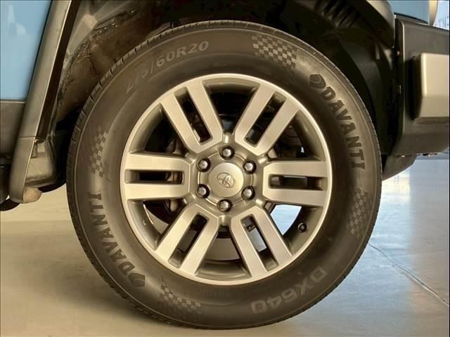 TOYOTA FJ CRUISER 4WD 2013