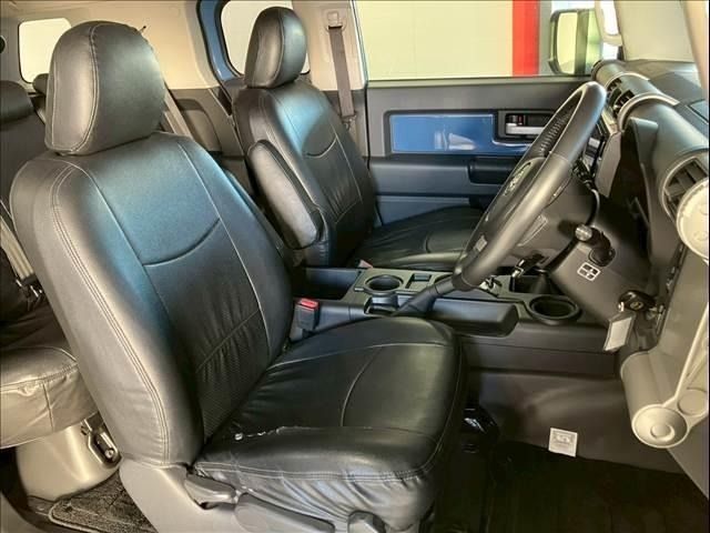 TOYOTA FJ CRUISER 4WD 2013