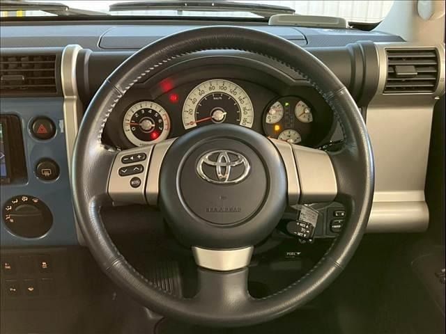 TOYOTA FJ CRUISER 4WD 2013