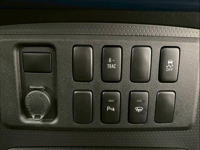 TOYOTA FJ CRUISER 4WD 2013