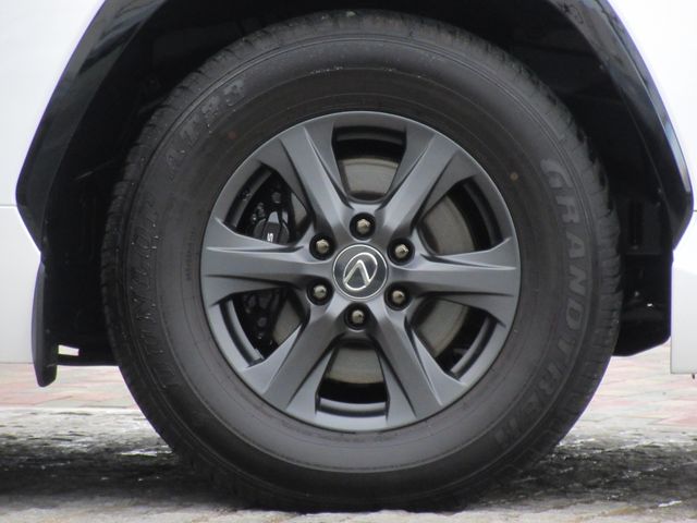 TOYOTA LEXUS LX600 2024