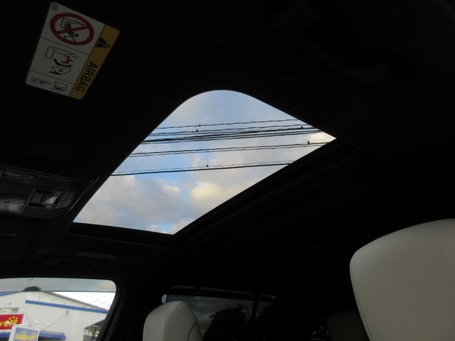 TOYOTA LEXUS LX600 2024