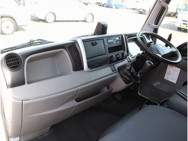 MITSUBISHI CANTER 2019