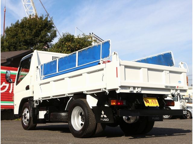 MITSUBISHI CANTER 2019