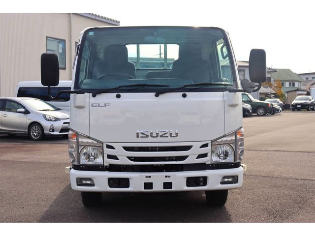 ISUZU ELF 2016