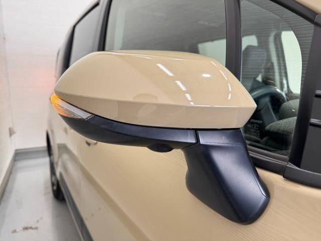 TOYOTA SIENTA HYBRID 2022