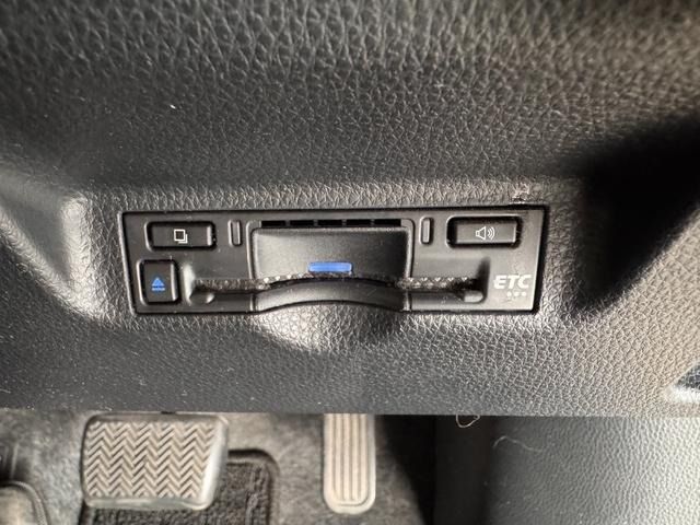 TOYOTA SIENTA HYBRID 2022