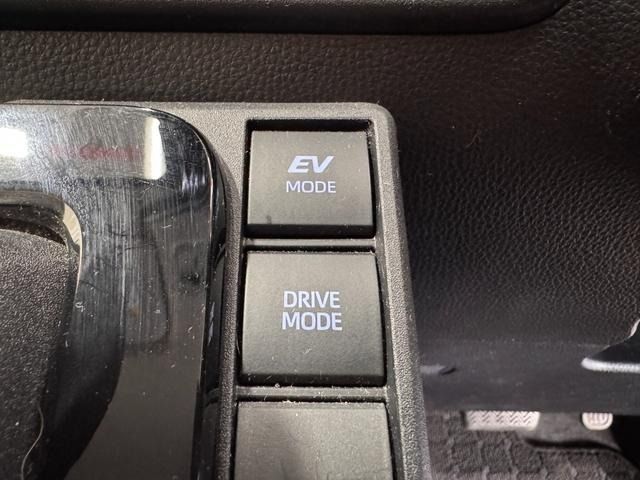 TOYOTA SIENTA HYBRID 2022