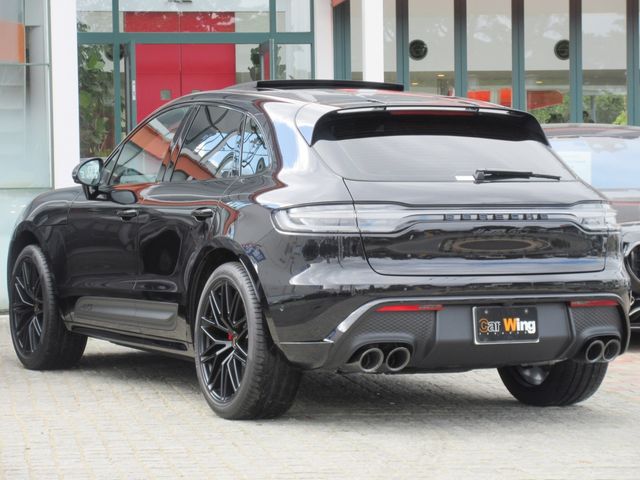PORSCHE PORSCHE Macan 2024