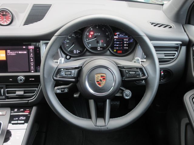 PORSCHE PORSCHE Macan 2024