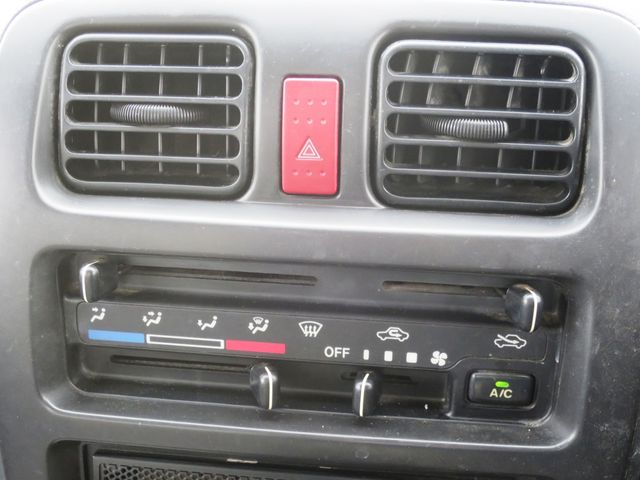 SUZUKI CARRY truck 4WD 2009