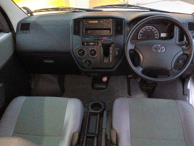 TOYOTA TOWNACE van 4WD 2018